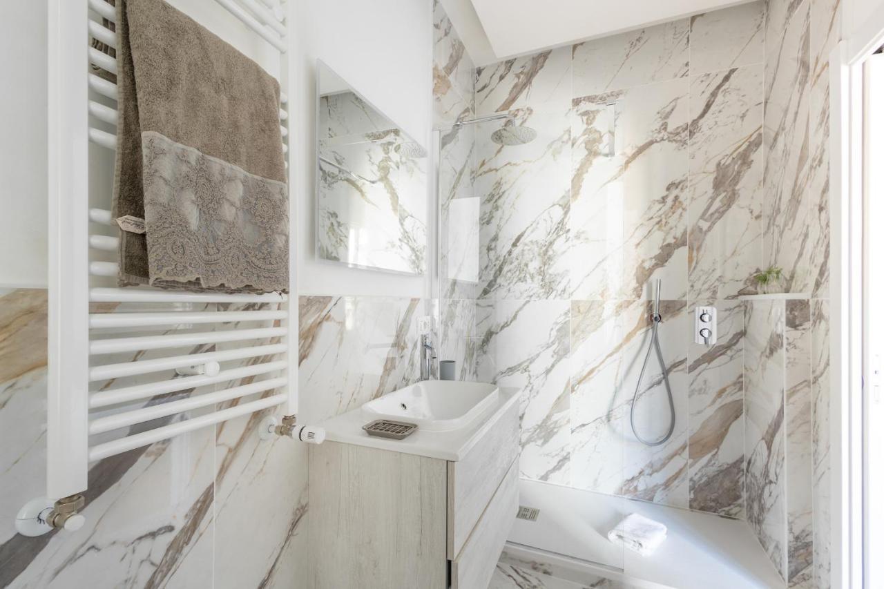 Iflat Wood And Marble Riverfront Appartamento
